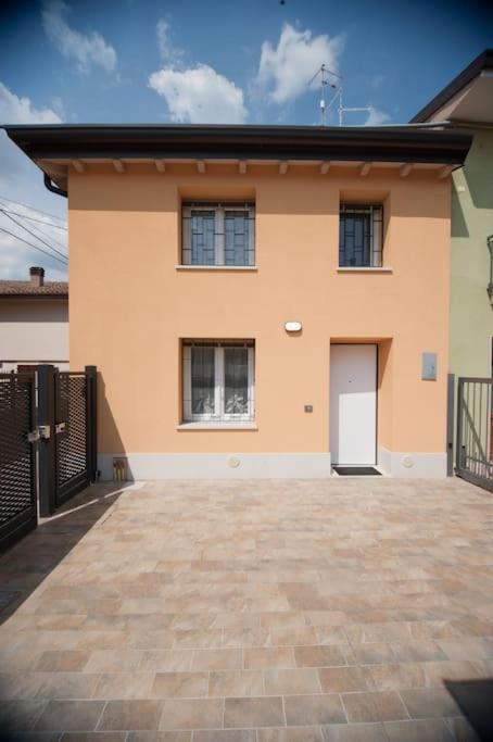 شقة Casa Gemma - Big Family House With Free Parking سان جيوفانّي لوباتوتو المظهر الخارجي الصورة